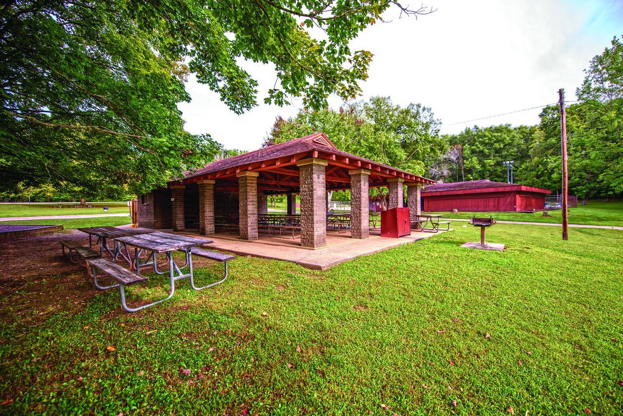 Carter Caves State Resort Park Olive Hill Экстерьер фото